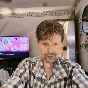 Meet your Posher, Tom